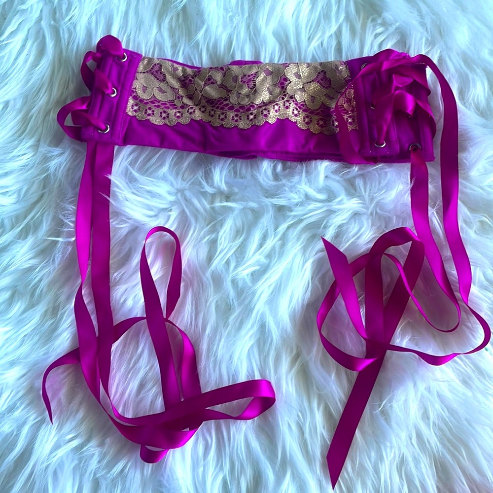 Victoria Secret satin/silk stomach garter